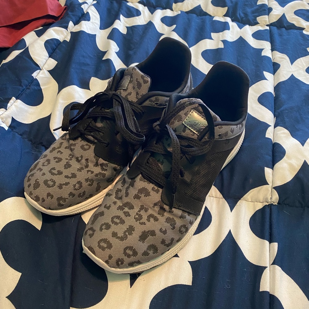 Avia Tennis Shoes